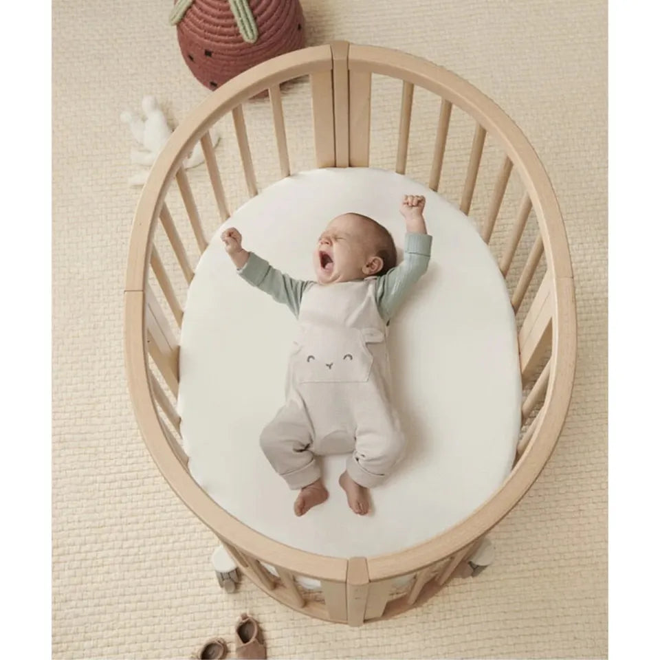 Stokke Sleepi Mini Natural & Mattress & Sheet White Bundle