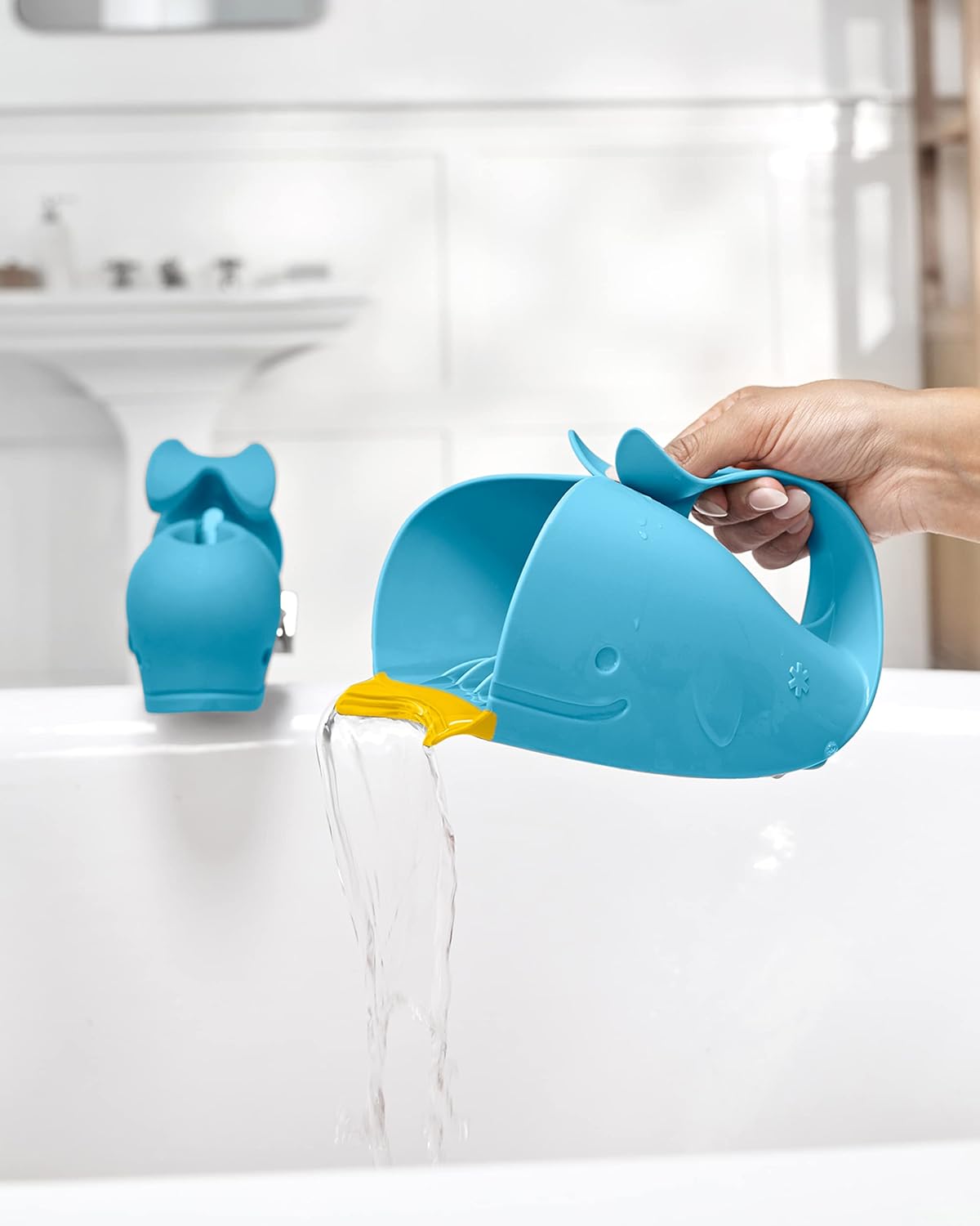 Skip Hop Moby Water Fall Bath Rinser