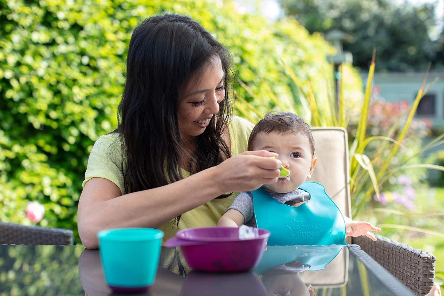 Tommee Tippee Easy Scoop Feeding Bowls With Lid and Spoon Pink / Blue