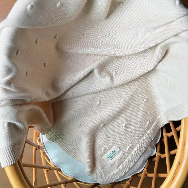 Veksora Knitted Blanket - Beige