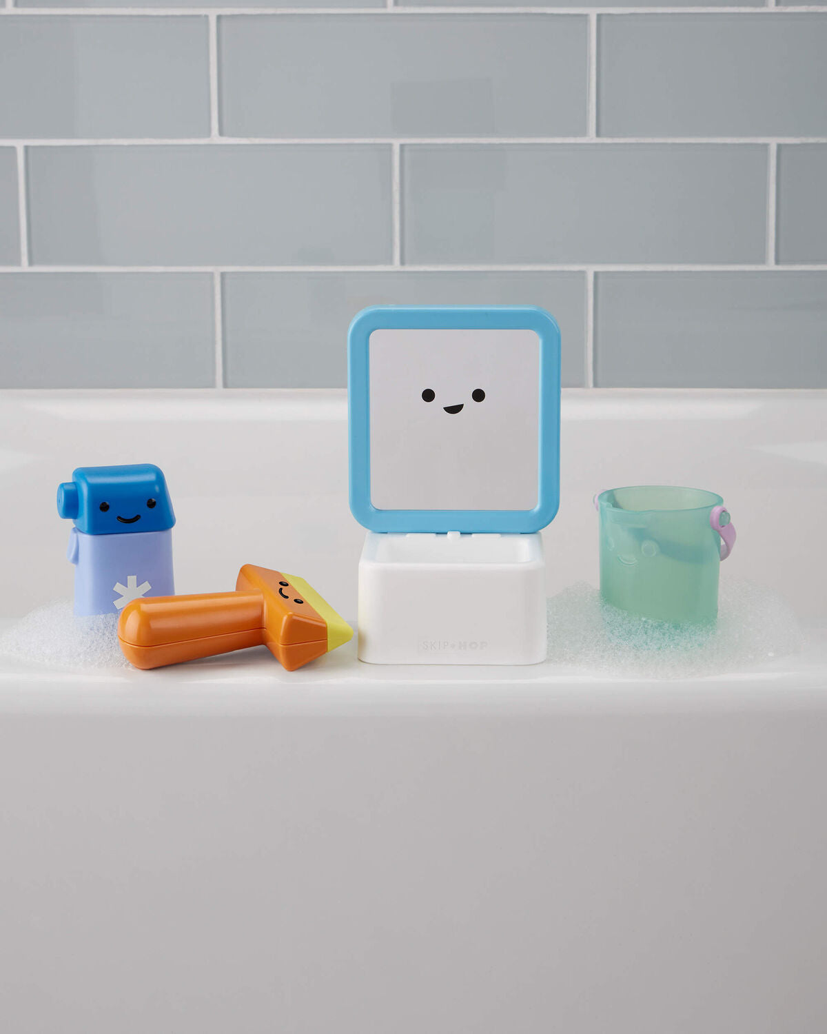 Skip Hop Squeaky Clean Mirror & Shine Bath Toy Multi Color