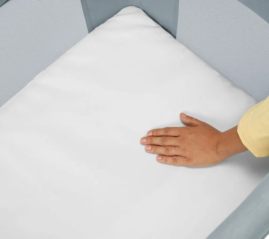 Maxi-Cosi Iris Travel Cot Essential