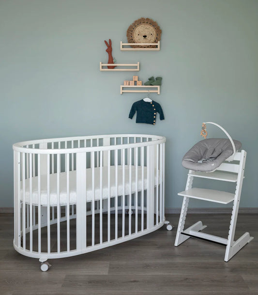 Stokke Sleepi Bed Natural & Mattress & Sheet White Bundle