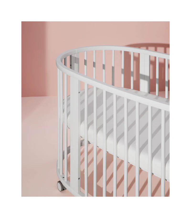 Stokke Sleepi Bed Natural & Mattress & Sheet White Bundle