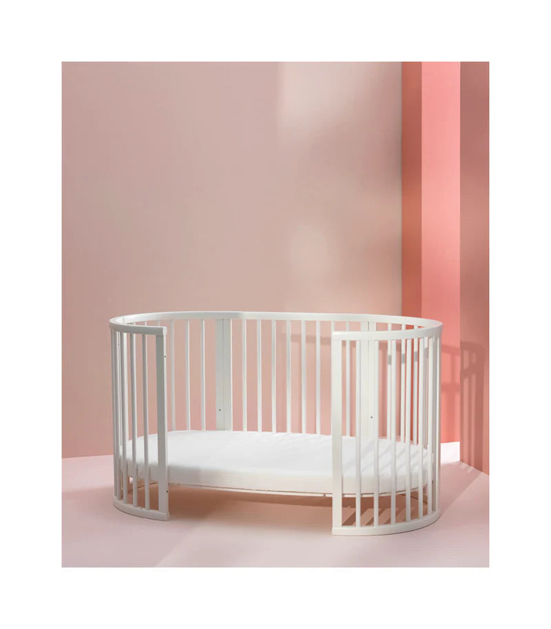 Stokke Sleepi Bed Natural & Mattress & Sheet White Bundle
