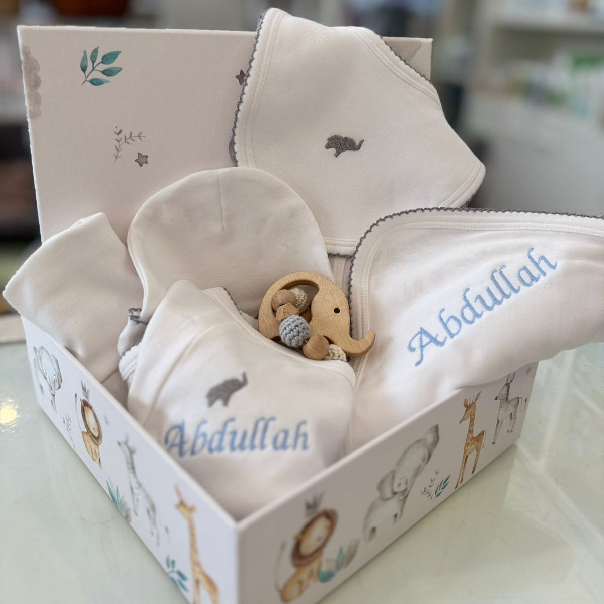 Veksora Little Love Newborn Gift Box Set - White