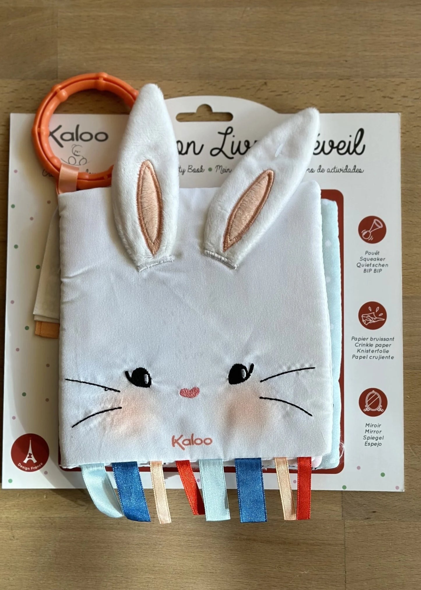 Kaloo Activity Book - The Rabbit in Love