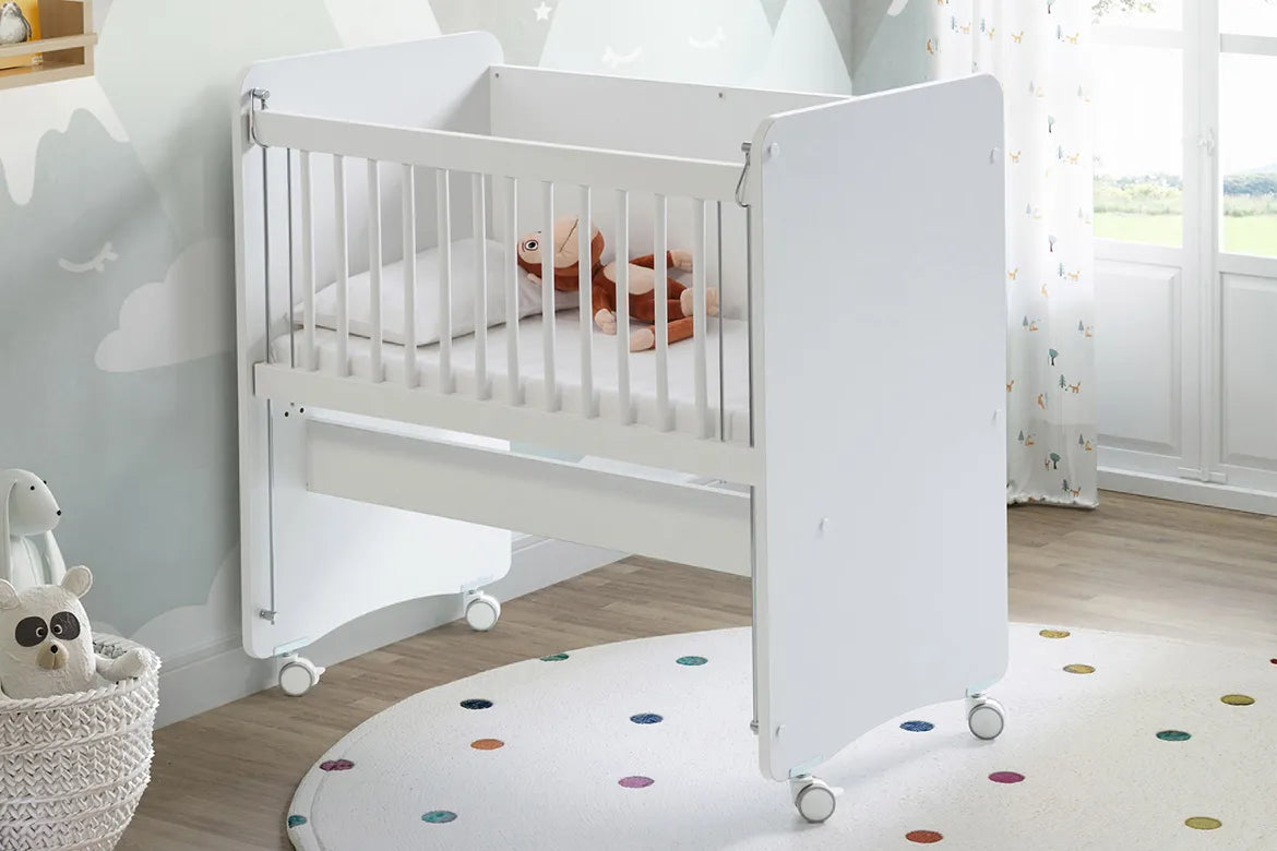 Babywhen Wheeled Practical Mother Side Cradle