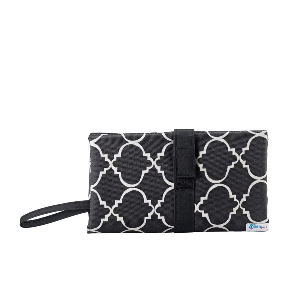 The First Years Changing Clutch - Black Quatro